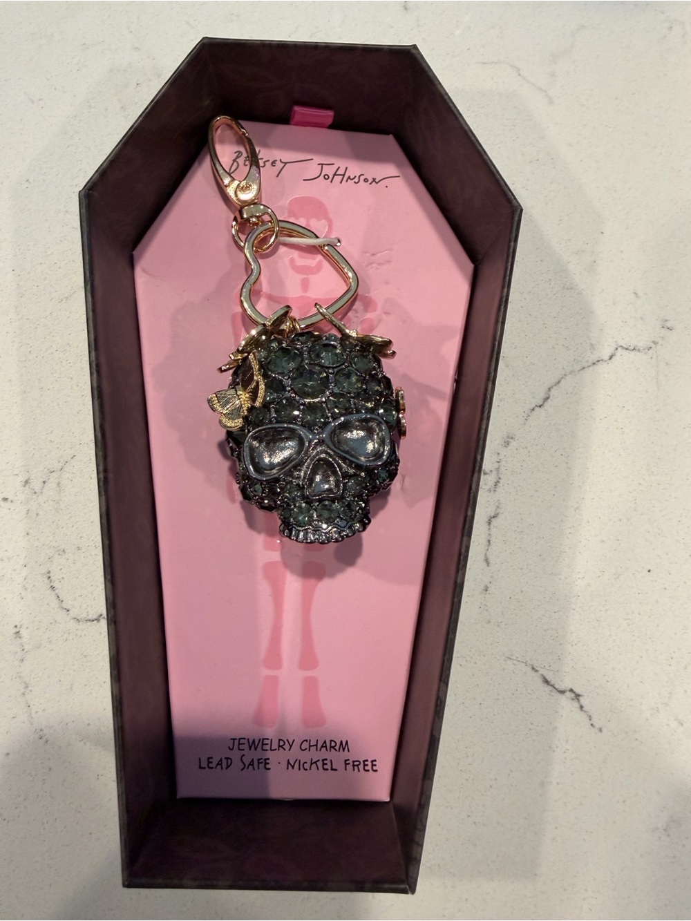NIB Betsey Johnson Black Crystal Skull Keyring with Gold Accents